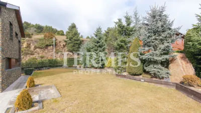 Detached villa on Avinguda dels Alps photo 12