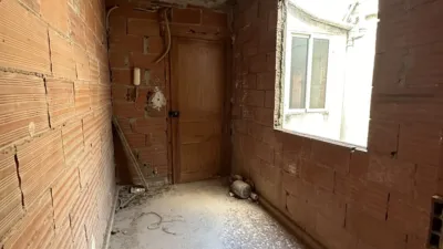 Apartment for sale on Carrer de les Cruces photo 4