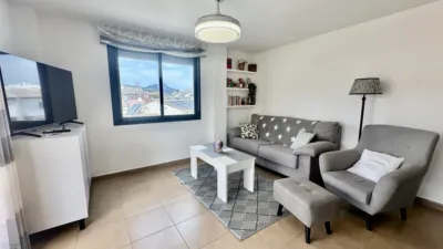 Apartment on Calle 25 D´Abril photo 6