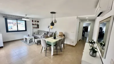 Apartment on Calle 25 D´Abril photo 5