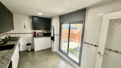 Apartment on Calle 25 D´Abril photo 12
