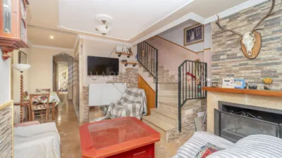 Semi-detached chalet on Passeig de la Maigmona photo 2