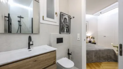 Apartment on Calle de Alfonso XII photo 29