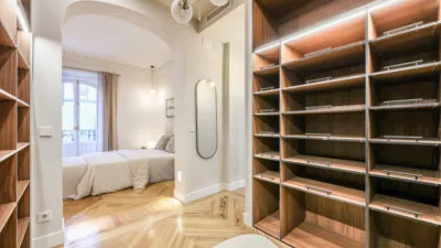 Apartment on Calle de Alfonso XII photo 20