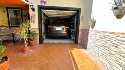 Semi-detached house on Calle de Barroso photo 4