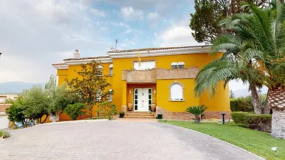 Chalet en Urbanización de las Lomas photo 2