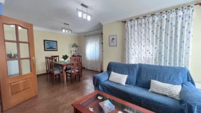 Semi-detached house on Calle de Carmen Antuñano photo 46