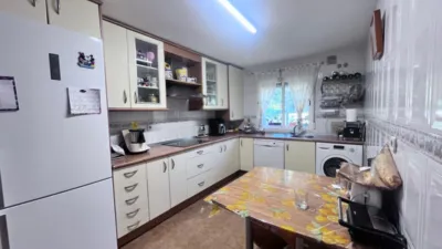 Semi-detached house on Calle de Carmen Antuñano photo 53