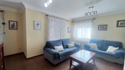 Semi-detached house on Calle de Carmen Antuñano photo 14