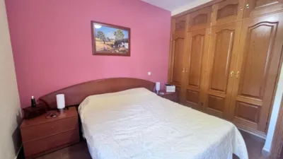 Semi-detached house on Calle de Carmen Antuñano photo 37