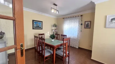 Semi-detached house on Calle de Carmen Antuñano photo 13