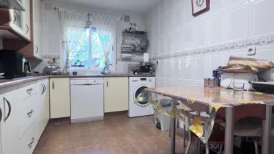 Semi-detached house on Calle de Carmen Antuñano photo 57