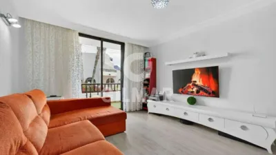 Apartment on Avenida de Rafael Puig Lluvina, 34 photo 5