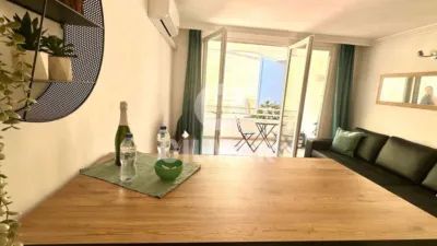 Apartment on Avenida Jose Maria Galvan Bello, No. 30 photo 5