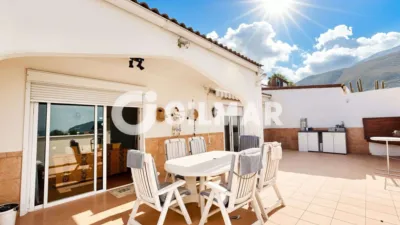 Semi-detached chalet on Calle Andorra photo 20