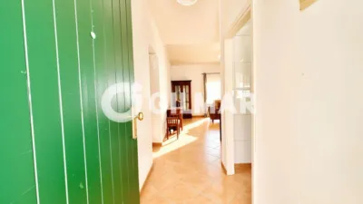 Semi-detached chalet on Calle Andorra photo 4
