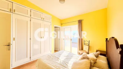 Semi-detached chalet on Calle Andorra photo 11