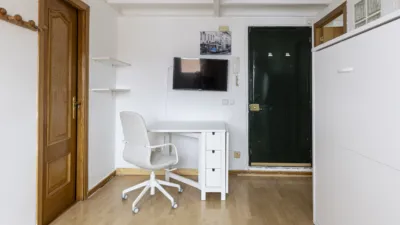 Piso en alquiler en Calle de Manuel Fernández y González - Imagen 3