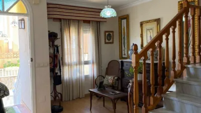 Semi-detached chalet on Calle de Baco photo 3