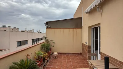 Attic flat on Calle de Murillo photo 21