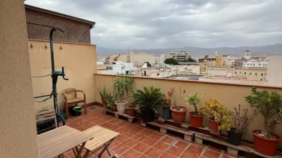 Attic flat on Calle de Murillo photo 19