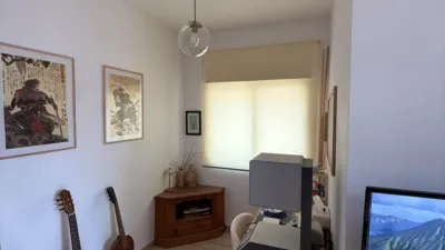 Attic flat on Calle de Murillo photo 20