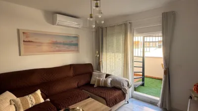 Top-floor apartment on Calle Antonio Pintor photo 19