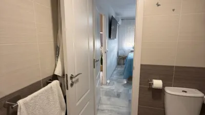 Top-floor apartment on Calle Antonio Pintor photo 29