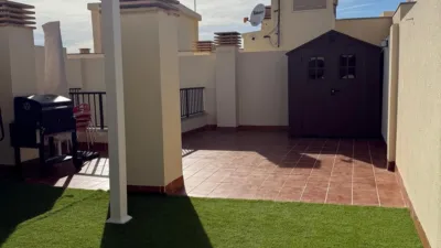 Top-floor apartment on Calle Antonio Pintor photo 2