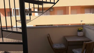 Top-floor apartment on Calle Antonio Pintor photo 30
