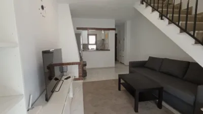 Semi-detached chalet on Avenida de Diego Ramírez Pastor photo 3