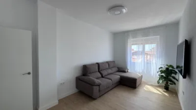 Flat on Calle Antonio Maura photo 2