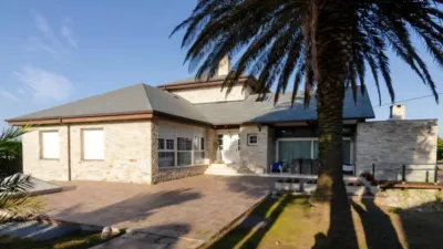 Detached house in Barrio de las Cerreas photo 2