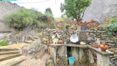 Casa en venta en Calle Virgen, 67, cerca de Camino del Pantano, Aliseda de 59.900 €