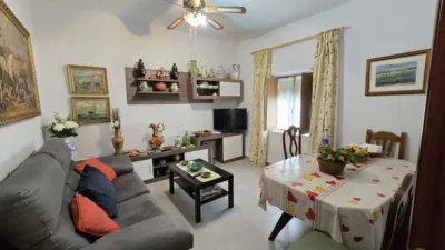 Casa en venta en Calle Virgen, 67, cerca de Camino del Pantano, Aliseda de 59.900 €