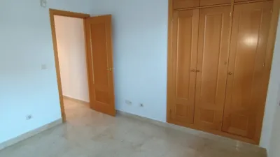 Piso en alquiler en Calle de Fuenteovejuna, La Florida-Huerta del Pilar (Distrito Nervión. Sevilla Capital) de 1.500 €<span>/mes</span>