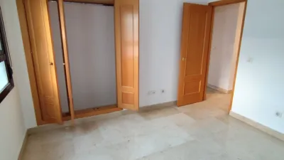 Piso en alquiler en Calle de Fuenteovejuna, La Florida-Huerta del Pilar (Distrito Nervión. Sevilla Capital) de 1.500 €<span>/mes</span>