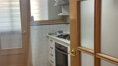 Piso en alquiler en Calle de Fuenteovejuna, La Florida-Huerta del Pilar (Distrito Nervión. Sevilla Capital) de 1.500 €<span>/mes</span>