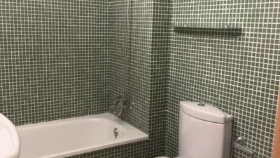 Piso en alquiler en Calle de Fuenteovejuna, La Florida-Huerta del Pilar (Distrito Nervión. Sevilla Capital) de 1.500 €<span>/mes</span>