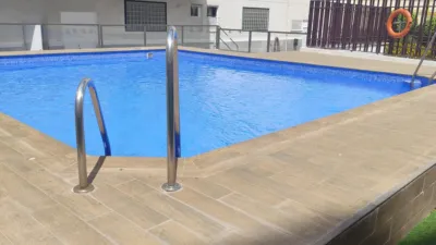 Piso en alquiler en Calle de Fuenteovejuna, La Florida-Huerta del Pilar (Distrito Nervión. Sevilla Capital) de 1.500 €<span>/mes</span>