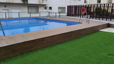 Piso en alquiler en Calle de Fuenteovejuna, La Florida-Huerta del Pilar (Distrito Nervión. Sevilla Capital) de 1.500 €<span>/mes</span>