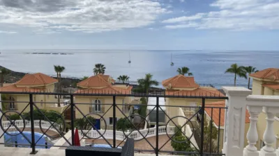 Casa en venta en Avenida Juan Carlos I, 53, Los Cristianos (Arona) de 995.000 €