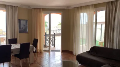 Casa en venta en Avenida Juan Carlos I, 53, Los Cristianos (Arona) de 995.000 €