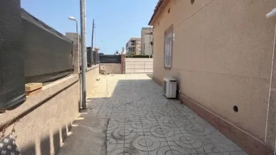 Detached House on Carrer de Castelldefels photo 19