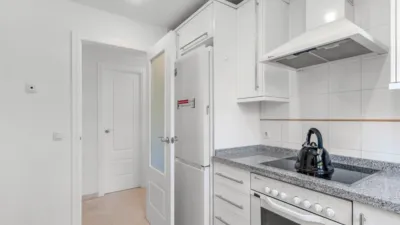 Apartment in Carrer Viena photo 12
