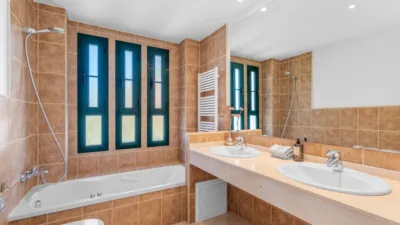 Apartment in Carrer Viena photo 20