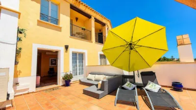 Townhouse in Golf Bahía Urbanization photo 7