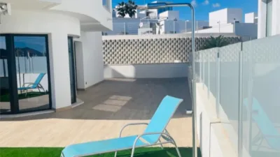 Semi-detached chalet on Avenida Costa Blanca photo 5