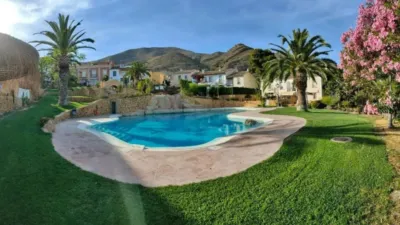 Semi-detached chalet on Carrer Illa Mallorca photo 2