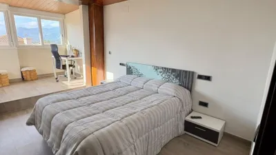 Semi-detached chalet on Calle de Otari photo 10